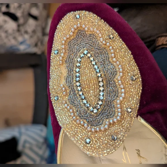 Bourbon St New Orleans Burgundy Velvet Beaded Medallion Flats Women’s Size 7.5B - Picture 4 of 5